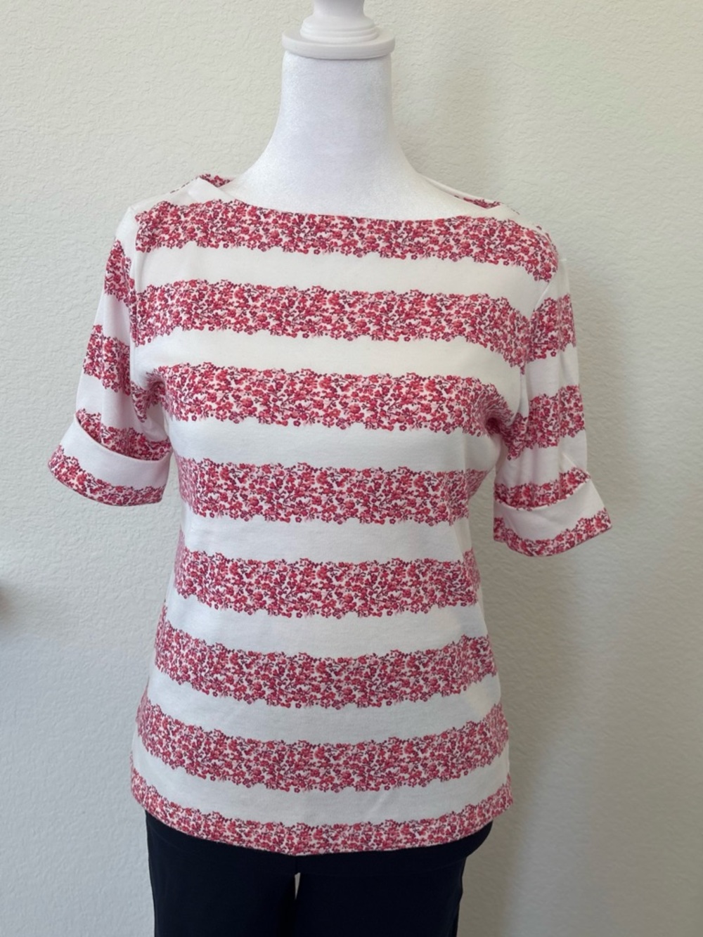 Karen Scott White and Red Floral Stripe Short Sleeve Tee